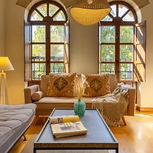  Apartment Charming 2 Bedroom At Center By Ocityzen